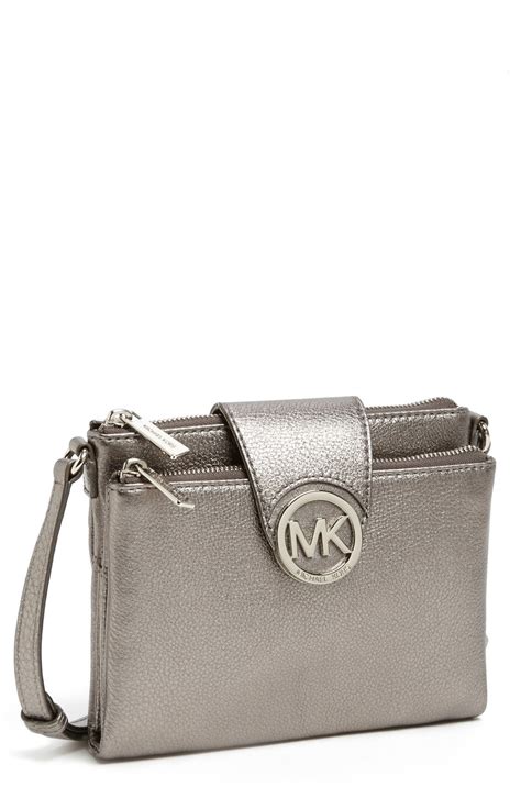 michael kors portemonnaie silver|michael kors silver crossbody bag.